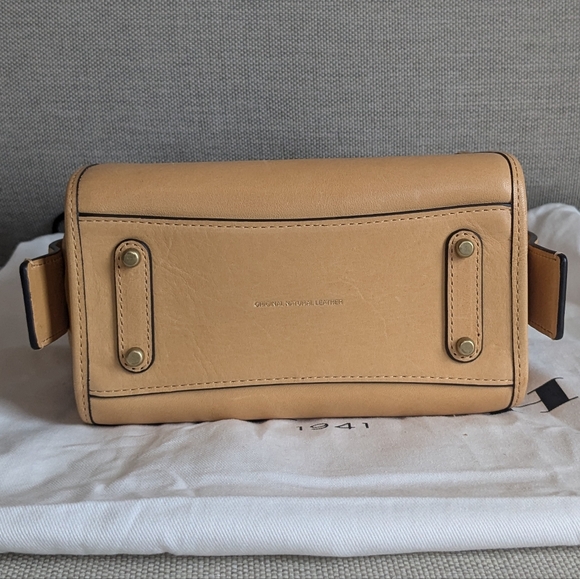 NWT Coach Rogue 17 in Original Natural Leather Carrot Brass Crossbody - Picture 6 of 12